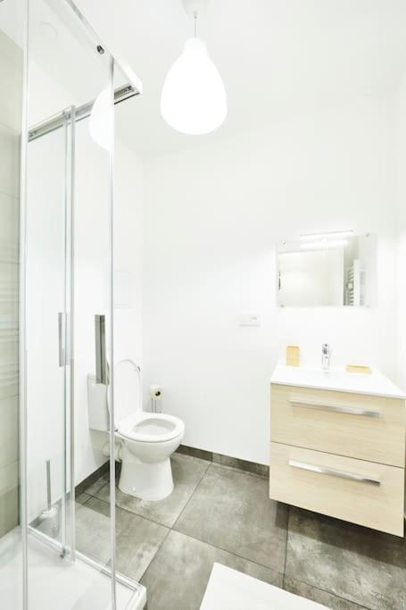 Rb-0G - Appartement F3 Au Rdc Tout Equipe Pour 1 A 5 Pers Mulhouse Bagian luar foto